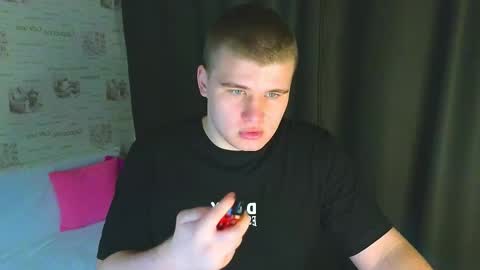 Snapshot of kittenmur chatting on September 8, 8:52 pm Vlad online show from September 8, 8:52 pm