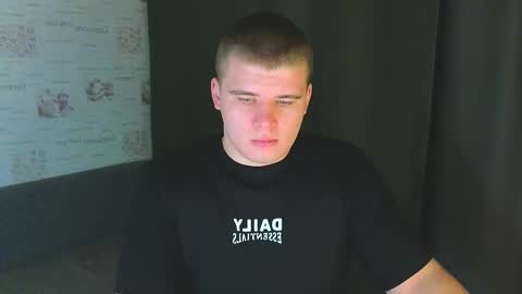 Snapshot of kittenmur chatting on September 10, 9:04 pm Vlad online show from September 10, 9:04 pm