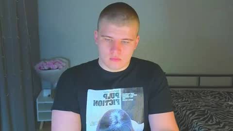 Snapshot of kittenmur chatting on October 27, 8:24 pm Vlad online show from October 27, 8:24 pm