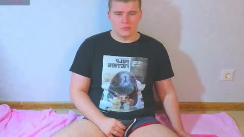 Snapshot of kittenmur chatting on March 13, 4:41 am Vlad online show from March 13, 4:41 am