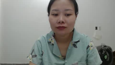 kitti_baby2x online show from March 27, 11:04 pm