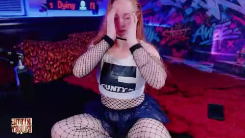 Snapshot of kittiepurry chatting on July 31, 8:30 pm Kittie Purry online show from July 31, 8:30 pm