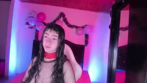 Snapshot of kitty__chs chatting on January 10, 7:37 pm kitty__chs online show from January 10, 7:37 pm