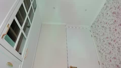 sophie online show from July 8, 6:34 pm