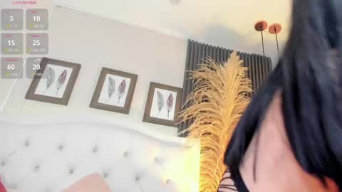 Snapshot of kitty_blueee chatting on May 26, 3:35 am kitty online show from May 26, 3:35 am