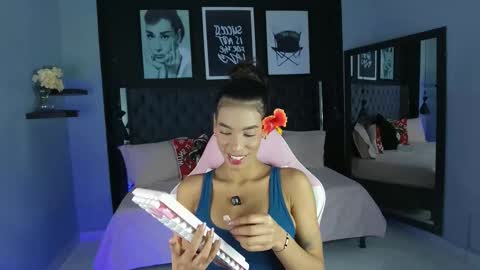 Kitty online show from November 23, 11:32 am