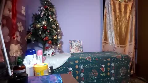 Kitti online show from December 22, 6:27 pm