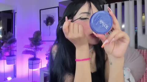 Snapshot of kitty_eliffe chatting on October 4, 9:46 pm kitty online show from October 4, 9:46 pm