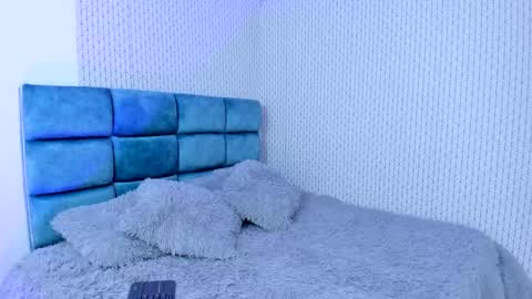 Kitty online show from January 14, 3:15 pm