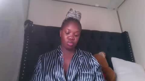 Snapshot of kitty_kerry chatting on November 8, 10:30 pm kitty_kerry online show from November 8, 10:30 pm