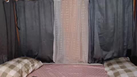 kitty_kim07 online show from October 15, 8:47 am