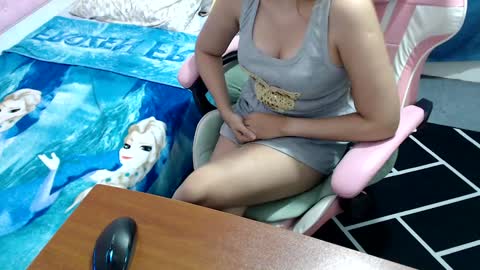 Snapshot of kitty_kity chatting on January 5, 8:31 pm Kate online show from January 5, 8:31 pm