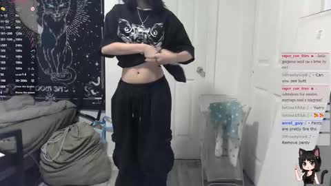 Kitty online show from December 22, 3:25 am