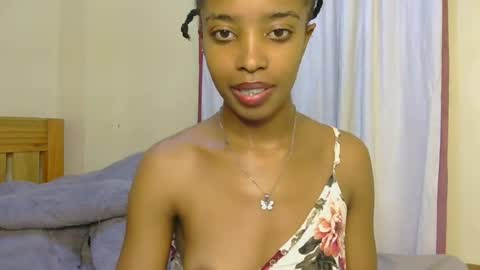 Snapshot of kitty_piee chatting on July 12, 6:54 pm sugar plum online show from July 12, 6:54 pm
