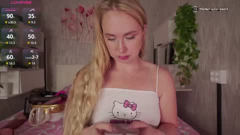 Kelsi and Ricky online show from June 26, 8:19 am