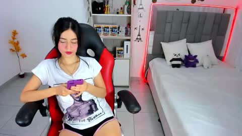 kitty_scoot online show from October 24, 1:03 am