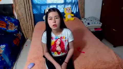 kitty_small69 online show from July 24, 1:31 pm