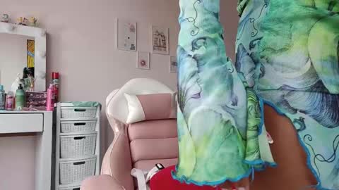 kitty_van online show from September 12, 3:01 pm