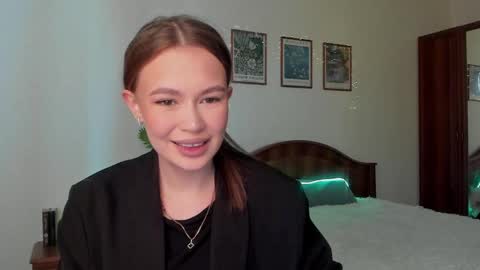 Snapshot of kittyangel00 chatting on March 20, 9:14 am kittyangel00 online show from March 20, 9:14 am