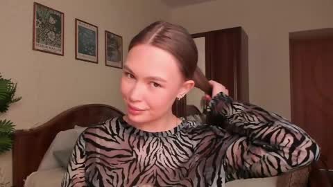 Snapshot of kittyangel00 chatting on March 29, 4:34 am kittyangel00 online show from March 29, 4:34 am