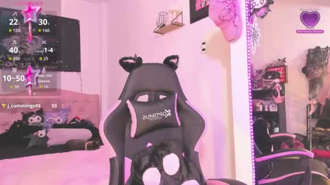 Snapshot of kittygoth_ chatting on April 28, 12:09 am Kitty Goth online show from April 28, 12:09 am