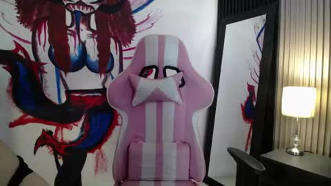 kittyhouse_hs online show from June 18, 8:24 pm