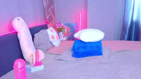 Snapshot of kittykendall chatting on May 16, 10:12 am kittykendall online show from May 16, 10:12 am