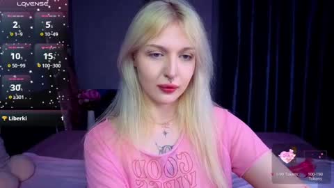 Snapshot of kittykendall chatting on July 21, 7:38 pm kittykendall online show from July 21, 7:38 pm