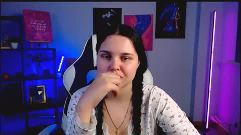 kittykriss_ online show from December 13, 9:42 pm