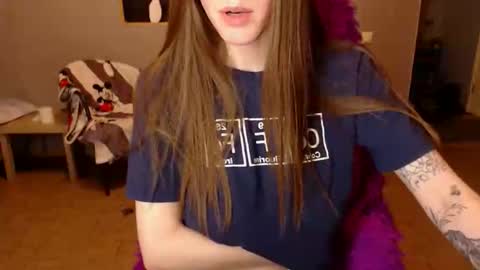 Snapshot of kittylovemoon chatting on March 24, 8:36 pm KittyloveMoon online show from March 24, 8:36 pm