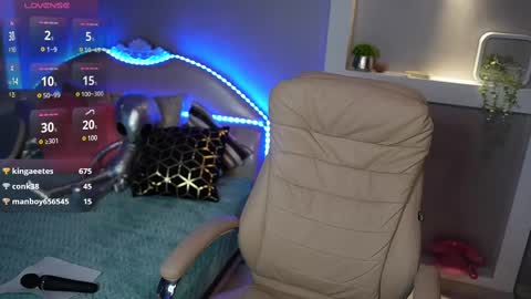 Snapshot of kittyslina chatting on March 7, 6:24 am kittyslina online show from March 7, 6:24 am