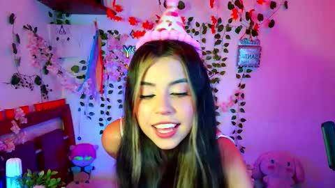 Kittyuwu  online show from February 4, 5:24 am