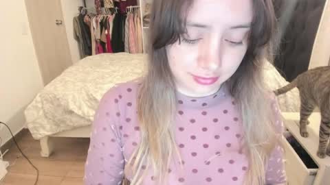 kittywantslove23 online show from May 19, 2:07 am