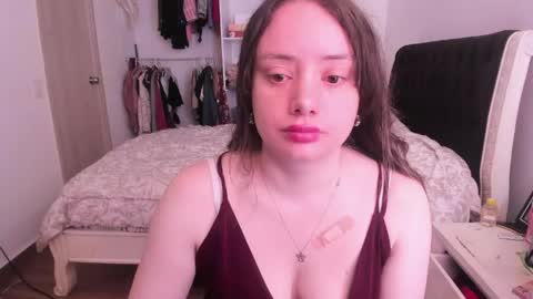 kittywantslove23 online show from June 3, 7:30 pm