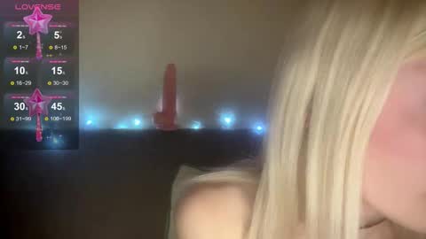 kittywithu online show from November 12, 12:38 pm