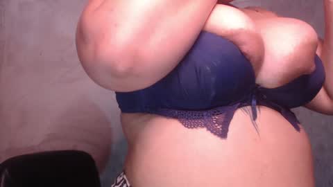 MARI -- ----   transmission forever today 10 pm time  colombia online show from December 7, 3:04 am