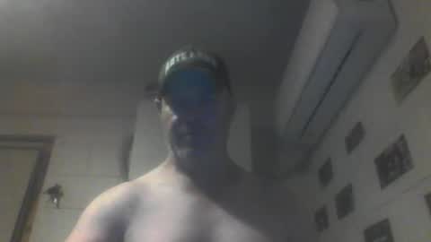 Snapshot of kiwiguy19773 chatting on April 3, 8:34 am kiwiguy19773 online show from April 3, 8:34 am