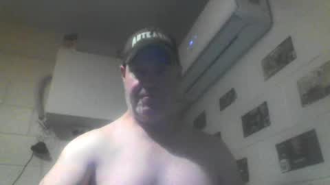 Snapshot of kiwiguy19773 chatting on July 6, 8:55 am kiwiguy19773 online show from July 6, 8:55 am