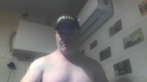 Snapshot of kiwiguy19773 chatting on July 7, 7:09 am kiwiguy19773 online show from July 7, 7:09 am