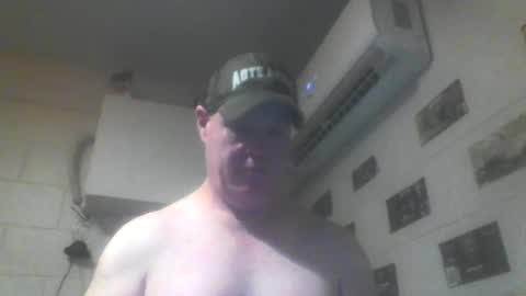 Snapshot of kiwiguy19773 chatting on July 10, 10:18 am kiwiguy19773 online show from July 10, 10:18 am