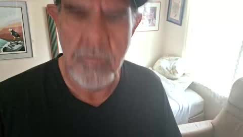 kkevinp2025 online show from September 15, 11:54 am
