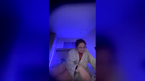 Snapshot of kkrazyy chatting on March 24, 2:05 am kkrazyy online show from March 24, 2:05 am