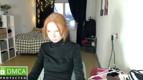 Klares online show from December 12, 1:39 pm