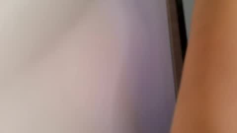Snapshot of klariiz09 chatting on June 9, 12:06 pm klariiz09 online show from June 9, 12:06 pm