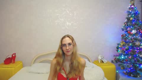 Snapshot of klaryevans chatting on December 26, 6:12 pm Klary online show from December 26, 6:12 pm