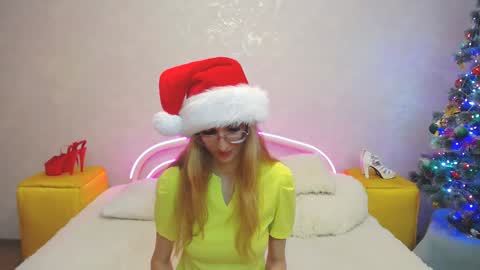 Snapshot of klaryevans chatting on January 7, 4:16 pm Klary online show from January 7, 4:16 pm