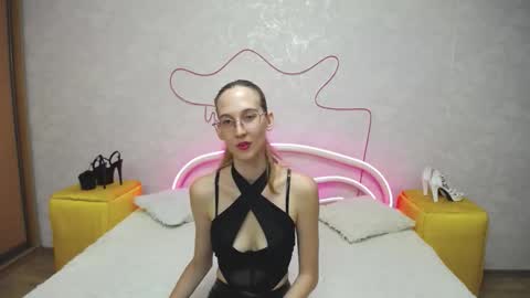 Klary online show from September 25, 5:44 am