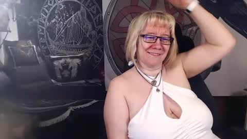 Michelle online show from February 2, 3:28 pm