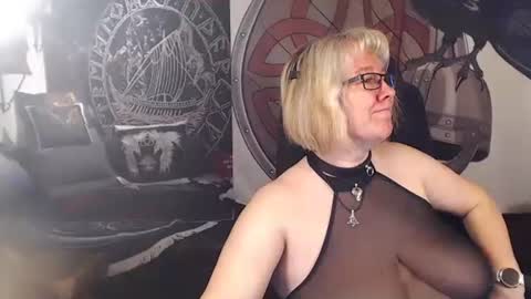 Michelle online show from February 6, 8:18 am