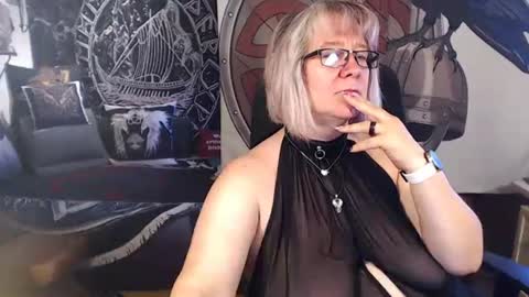 Michelle online show from September 12, 7:08 am